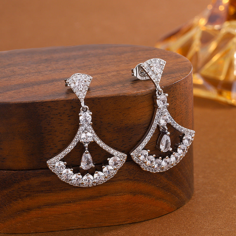 Palace Vintage Water Drop 5A Zircon Scallop Earrings